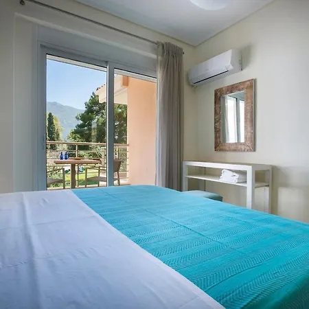 Deluxe Kefalonia Levanda 1 Bedroom Pool